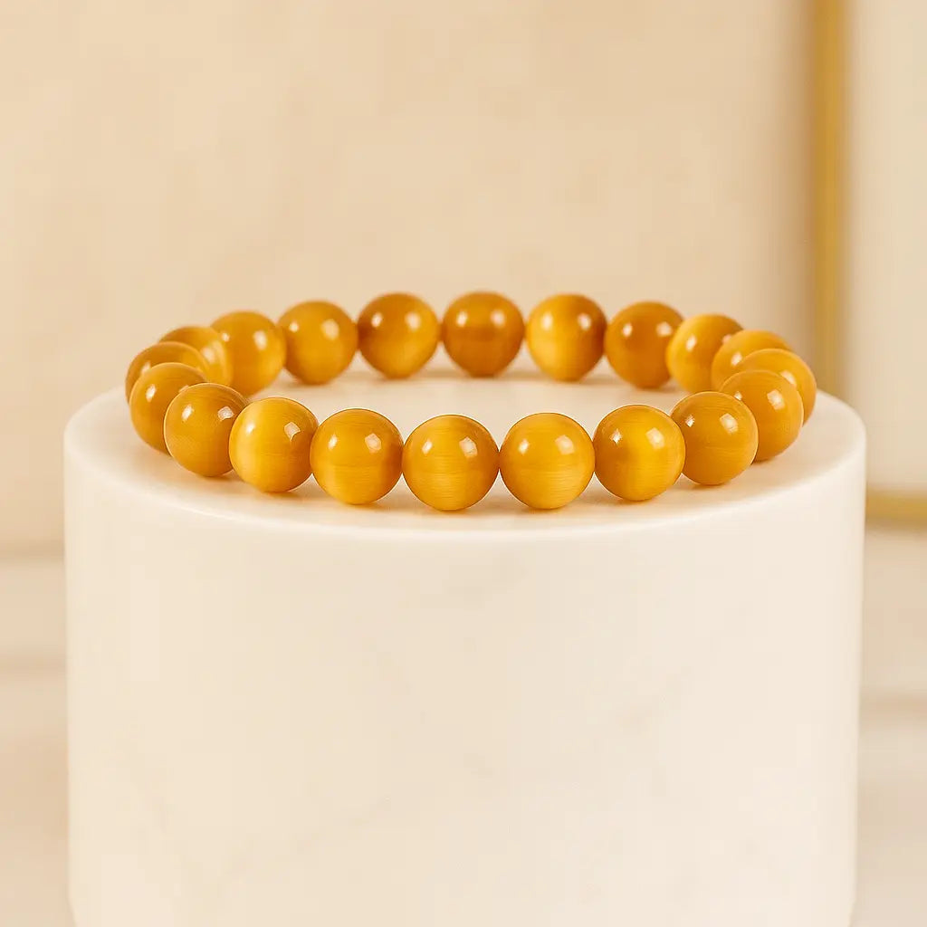 Golden Glow Catโs Eye Bracelet